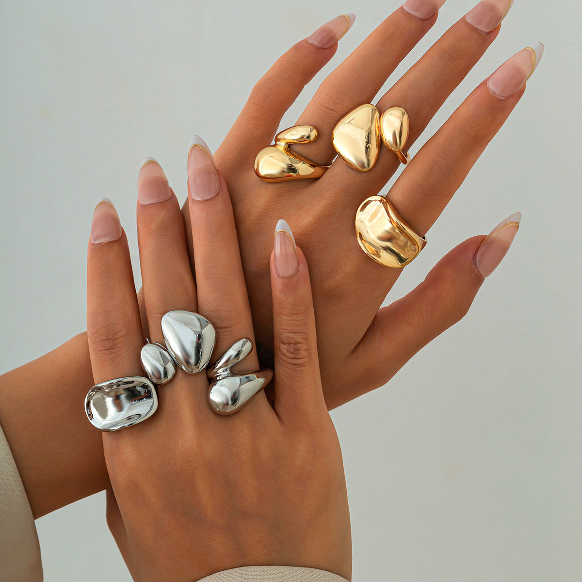 Alloy fashion ring