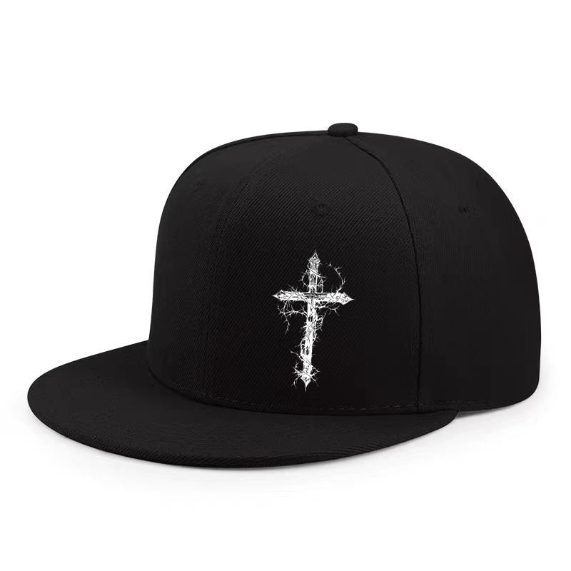 Gorra de béisbol de visera plana con bordado de cruz y rayo