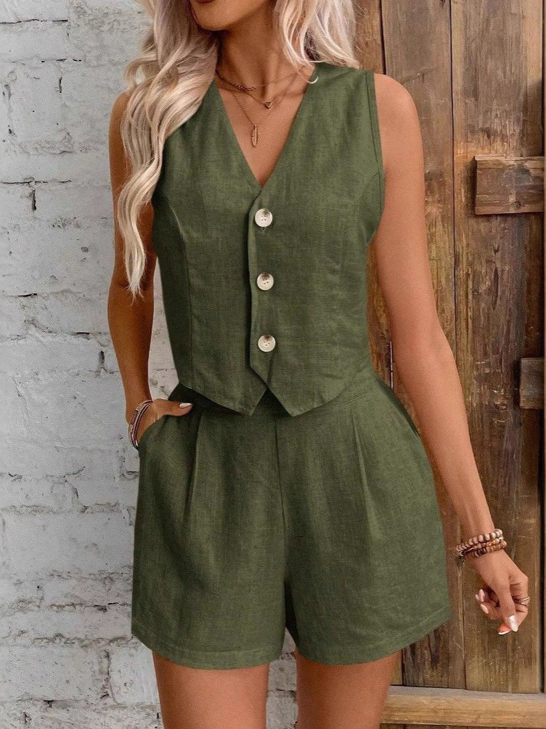 Conjunto de chaleco y pantal�n corto de lino para mujer