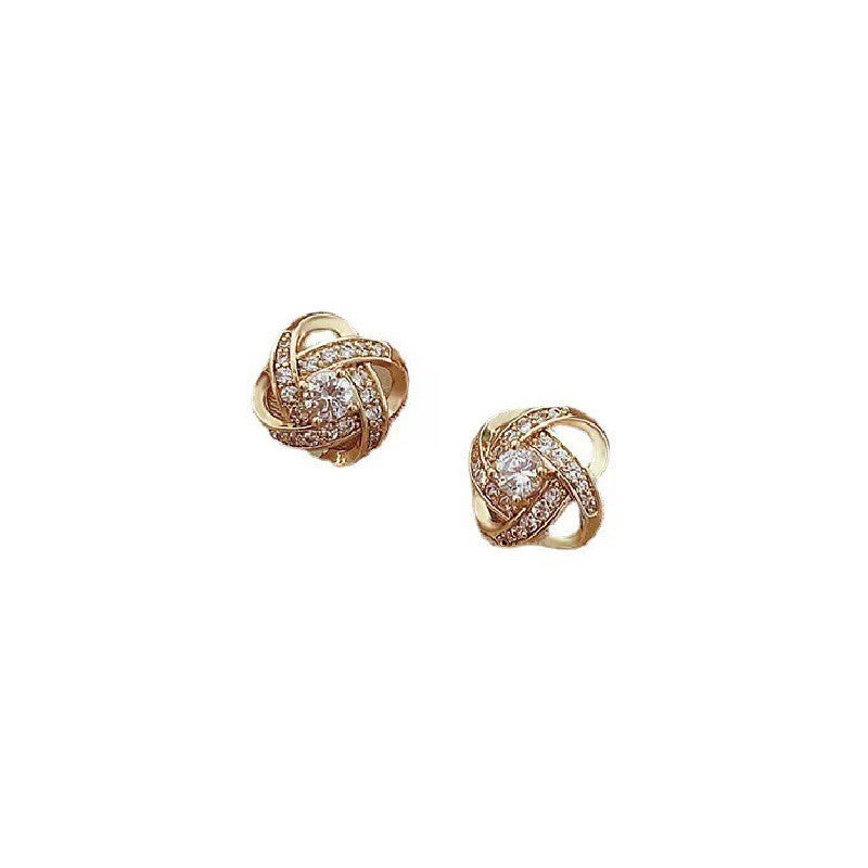 Pendientes de cruz con diamantes