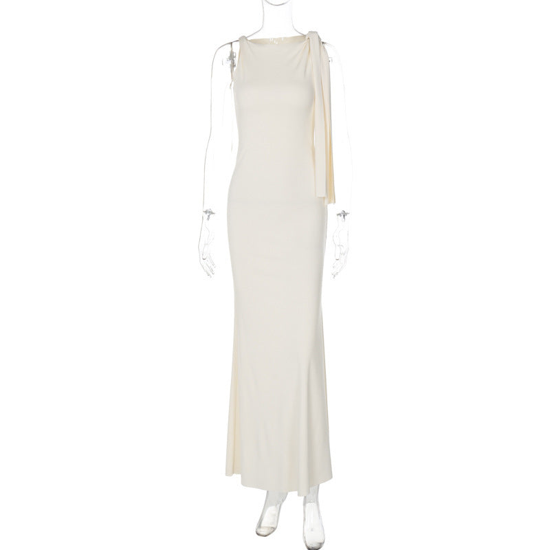 Vestido elegante sin mangas de corte evas� con lazo en los hombros